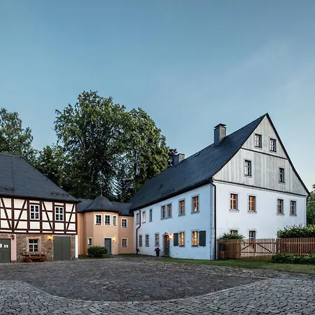 Feine Wohn Und Schlafstuben Im Herrenhaus I Unesco Welterbe I Parkplatz I Erzgebirge I Waldbuehne * שווארצנברג